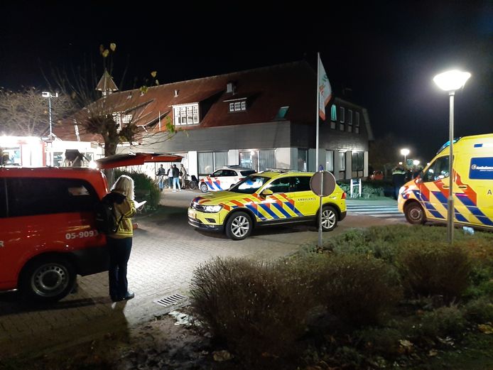 Een ‘grote brand’ op het terrein van woonzorgcentrum Krönnenzommer in Hellendoorn leidde tot een massale evacuatie van kwetsbare bewoners.