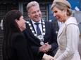 Burgemeester Buijs ontving vorige week koningin Máxima bij haar bezoek aan Girls Day bij Container Service Groenenboom.