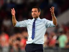 Giovanni van Bronckhorst trotse coach van Rangers: ‘Nu komt het vuurwerk van ons’