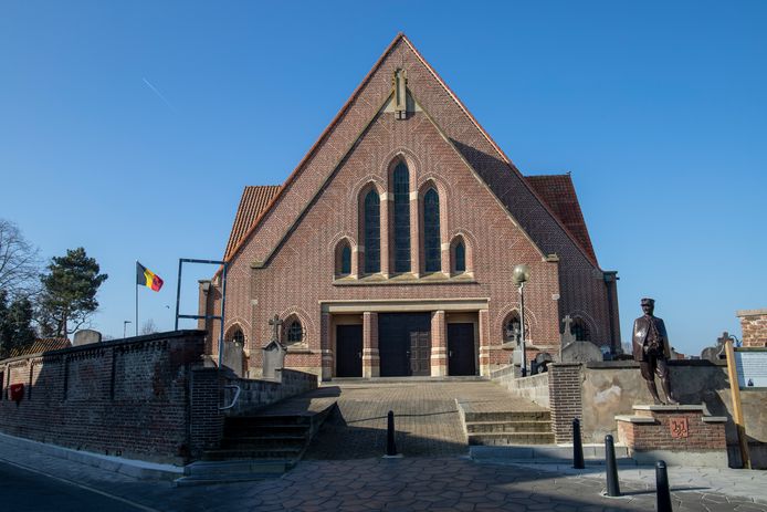 Herbestemming kerken Letterhoutem en Zonnegem | Sint-Lievens-Houtem ...