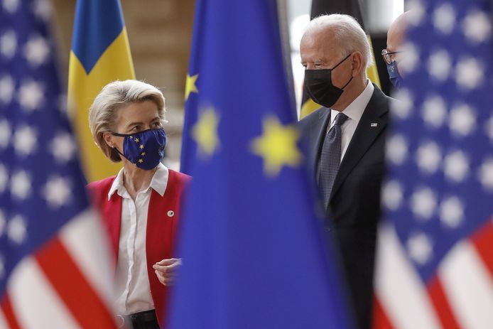 Ursula von der Leyen, présidente de la Commission européenne, et Joe Biden, président des États-Unis
