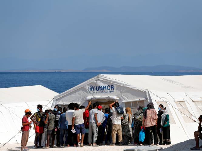 Griekenland en Europese Commissie bereiken akkoord: afgebrand vluchtelingenkamp Moria wordt tegen september vervangen door vaste accommodatie
