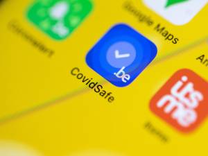 “Amateurisme coupable”, “chaos”, “cacophonie”: l’opposition fustige le report du Covid Safe Ticket à Bruxelles