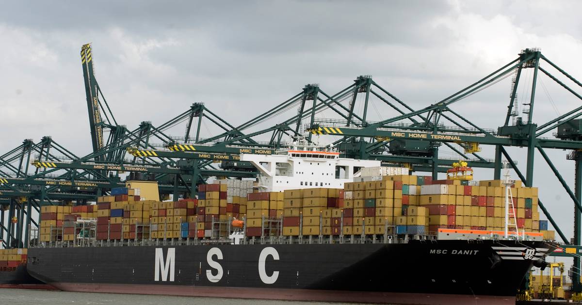 Grootste containerrederij ter wereld schort alle operaties aan land in Zuid-Amerika op: “De druk van