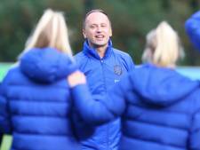 Oranjevrouwen even zonder bondscoach: ‘Niet ideaal, maar kan in deze constructie gebeuren’
