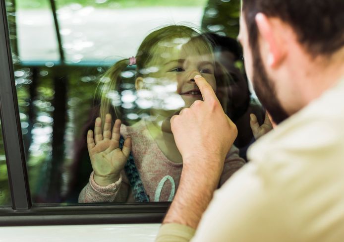 ,,Het is goed om uit te stralen naar je kinderen dat het oké is dat een van de ouders een nieuwe partner heeft.”