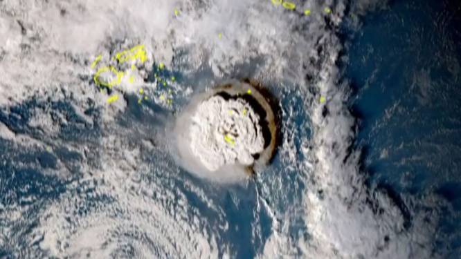 Communicatie in Tonga uitgevallen na onderzeese vulkaanuitbarsting: omvang van ramp voor eilandstaat nog onduidelijk