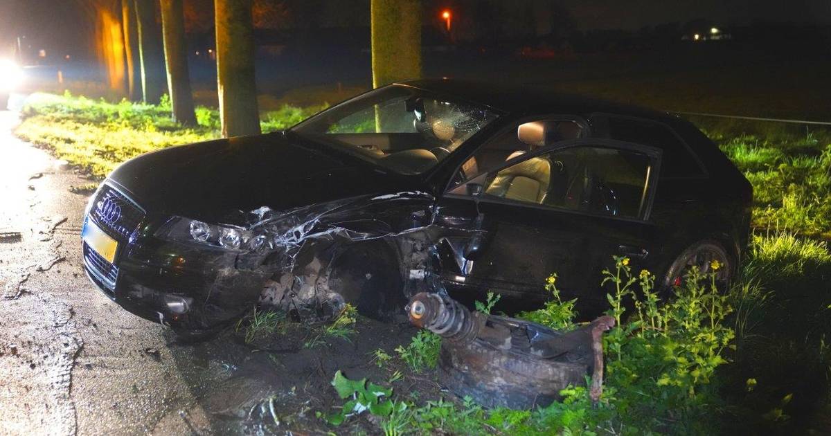 Botsing tussen twee auto’s in Ammerzoden