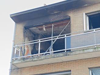 Bewoner blijft in cel na brandstichting in eigen appartement in Rumbeke