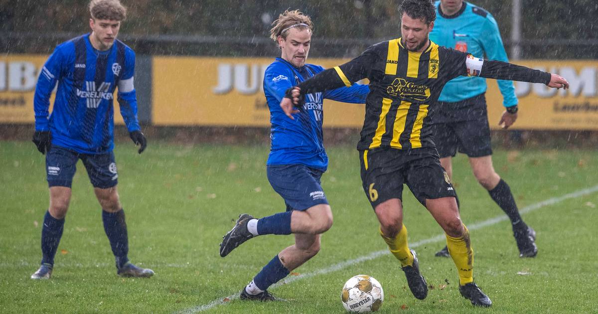 Pakjesavond al vroeg bij Mariahout waar spelers excuses voor aanbieden: ‘Tegentreffers zijn cadeautj