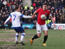 Manchester United werkt aan vertrouwen op blubberveld in Birkenhead