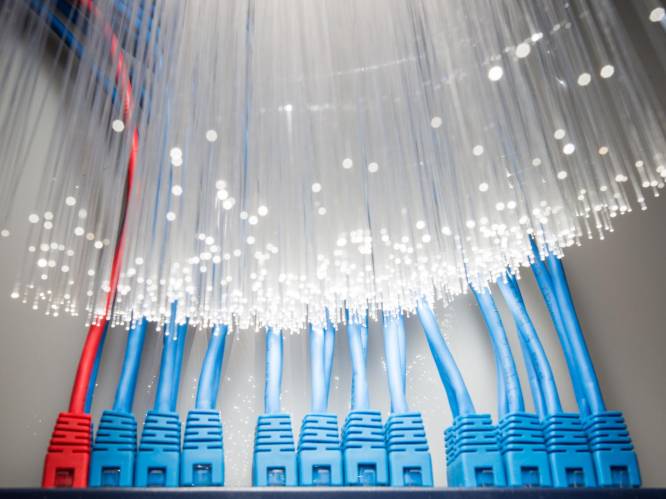 Vlaanderen investeert in superkabel om snel internet tot in elk huis te brengen
