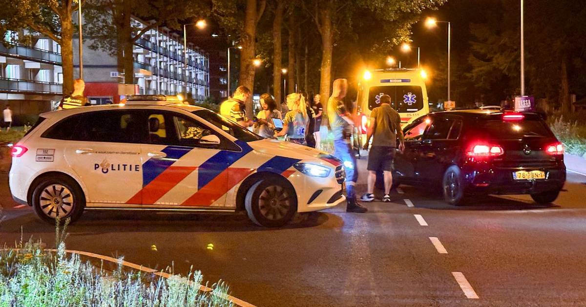 Automobilist gaat ervandoor na aanrijding in Enschede, maar wordt even later in de kraag gevat.