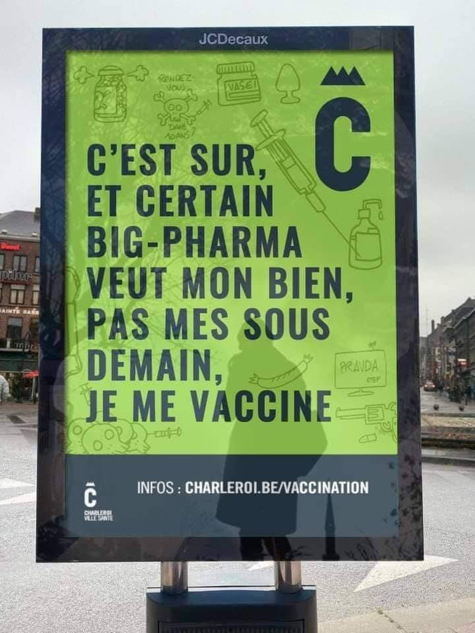 Fausse affiche au sujet de la vaccination à Charleroi