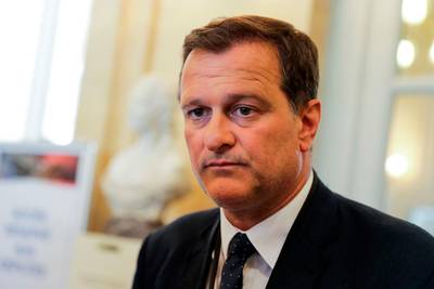 Le maire d'extrême droite de Perpignan rouvre des musées sans accord du gouvernement