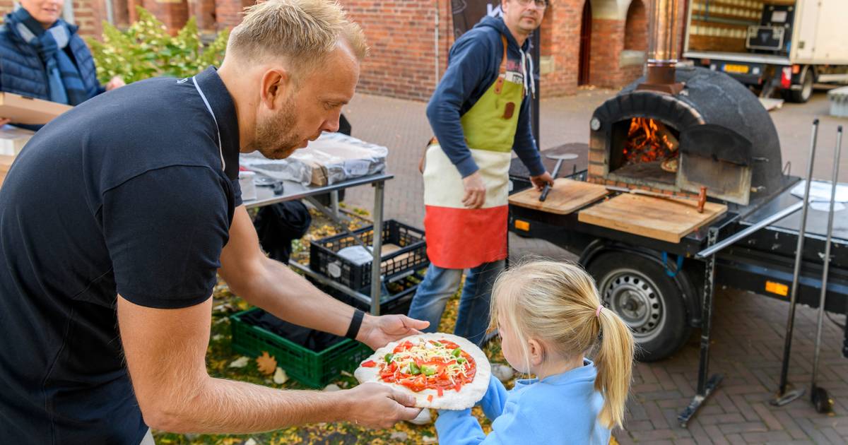 Leren van een pizza met ‘kneusjesgroentes’ op het duurzaamheidsfestival