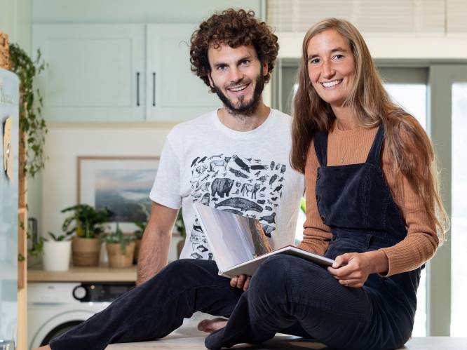 Hanneke (28) en Arne (28) betalen 1.250 euro af voor hun huis: “We eten nog liever een hele week cornflakes dan ons een reis te ontzeggen”