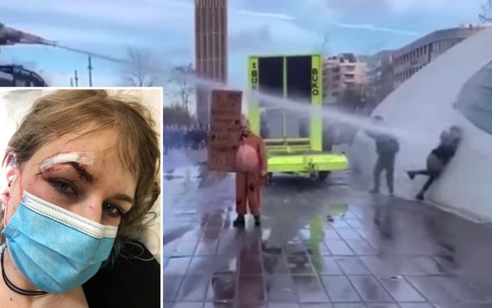 Een jonge vrouw werd gisteren in Eindhoven van dichtbij vol in het gezicht gespoten met een waterkanon.