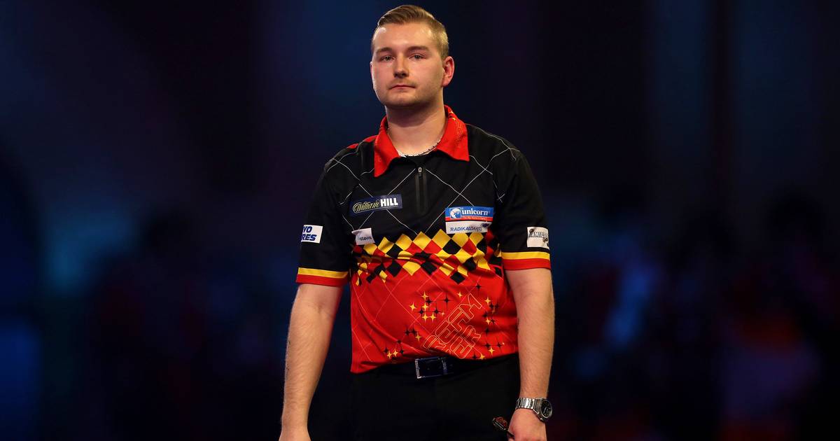 Dimitri Van den Bergh geeft voorsprong uit handen en ...