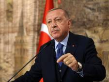 La Turquie mène une offensive en Syrie, deux avions du régime abattus