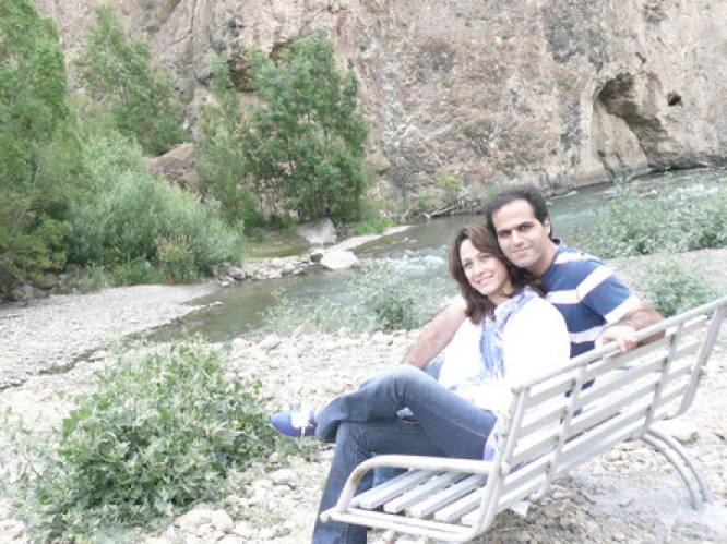 Man mist door ticketfoutje rampvlucht Iran, echtgenote stapt wel in