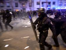 “Dignes des pires régimes autoritaires”: des images de violences lors des manifestations provoquent l’indignation