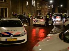 Politie met honden in actie in Arnhemse wijk Geitenkamp, jongeren spelen kat-en- muisspel