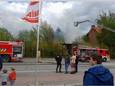 De hulpdiensten kwamen massaal ter plaatse en de Leuvensesteenweg werd een tijd volledig afgesloten om de brand te blussen.
