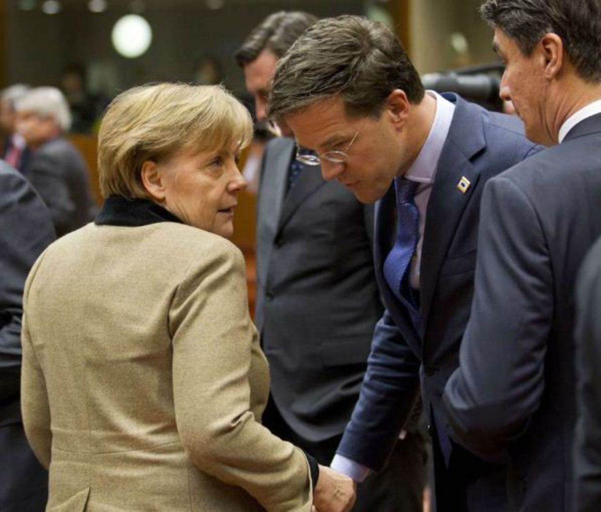 Angela Merkel met Mark Rutte. Beeld epa