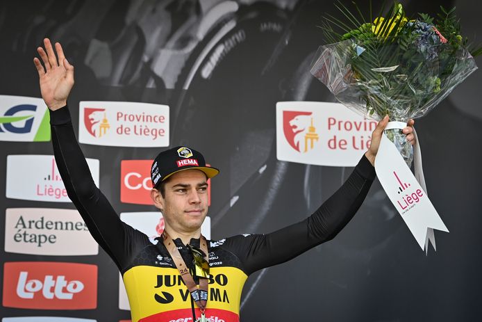 Deuxième à Roubaix, troisième à Liège, Wout van Aert est encore passé tout près d'une deuxième victoire dans un Monument, deux ans après son succès à Milan-Sanremo.