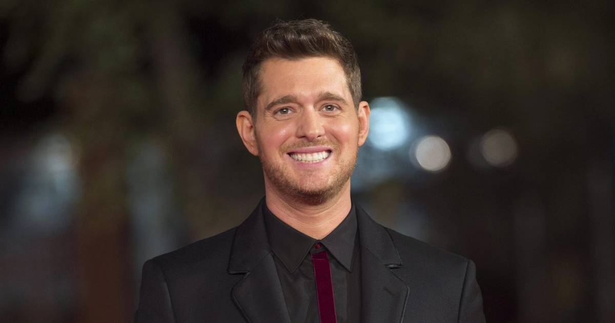 Kerstalbum Michael Bublé tóch bovenaan albumlijst met kerst Show AD.nl
