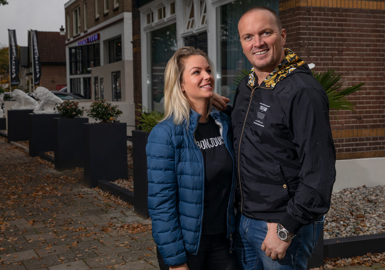 Volkszanger Frank van Etten uit Apeldoorn staat in Ziggo Dome. Zonder publiek dat wel, ‘maar hé