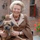 Beatrix bewijst: een wandelstok hoeft niet saai te zijn