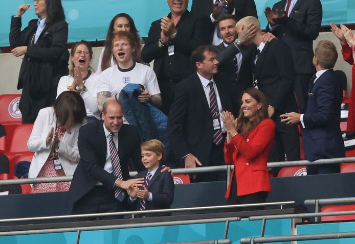 Il principe William, il principe George e Kate fanno il tifo per la squadra britannica