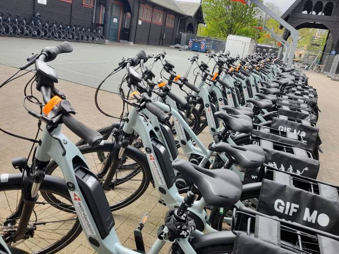 Testkaravaan strijkt neer bij medewerkers stad Oostende: “We hebben de ambitie om een echte fietsstad te worden”