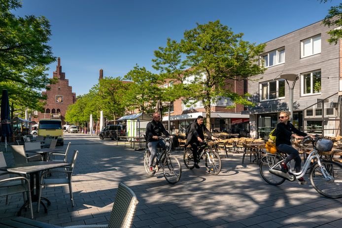 N
Het was door de coronacrisis een lange tijd stil in het centrum van Waalwijk. Veel ondernemers likken nog de wonden.