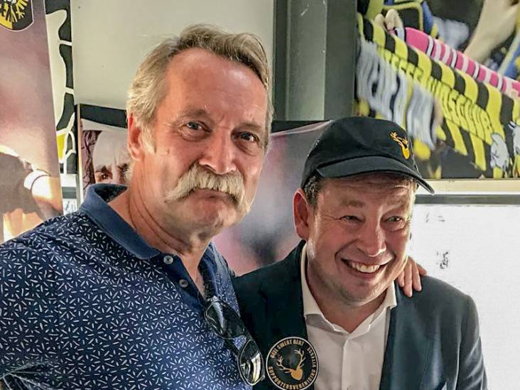 ‘Jullie mogen bij meneer’, zei de vriendelijke verpleger. ‘Maar ik moet jullie waarschuwen: de prognose is slecht’