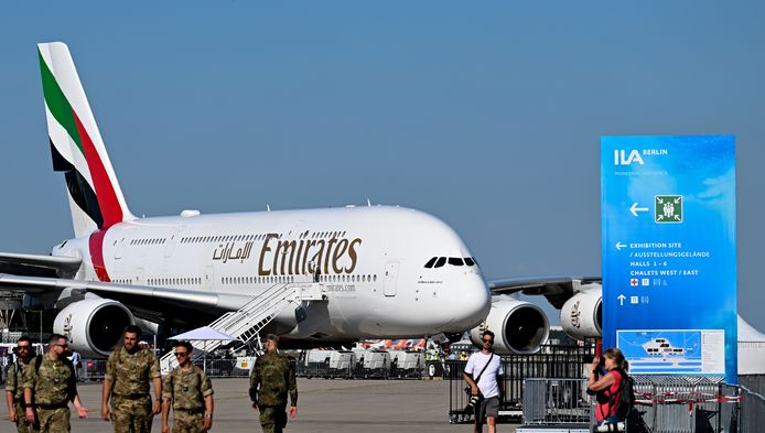 Vliegtuig van luchtvaartmaatschappij Emirates.