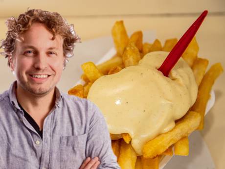 Alles went, zelfs bij de afhaalfriettent