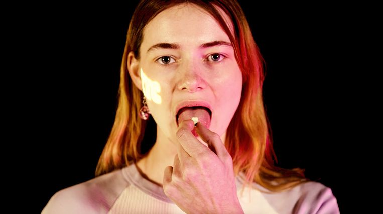 Emma Wortelboer in 'MDEMMA' Beeld BNNVARA