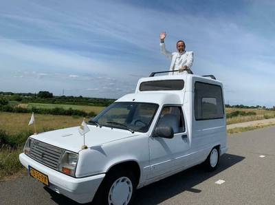 ‘Pausmobiel’ te koop: ‘van oud mannetje geweest’