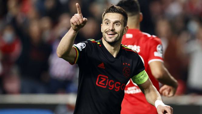 Ajax laat Benfica in intens gevecht twee keer terugkomen, maar houdt zicht op CL-kwartfinale