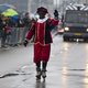 Antipiet-betogers rustig bij voorbijgaan Sinterklaasintocht