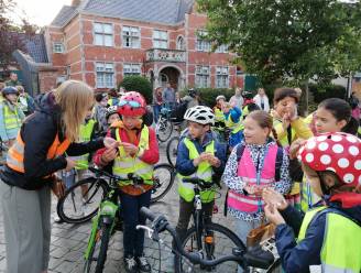 Strapdag Onze School Ursel is succes: twee op drie komt te voet of met fiets naar school