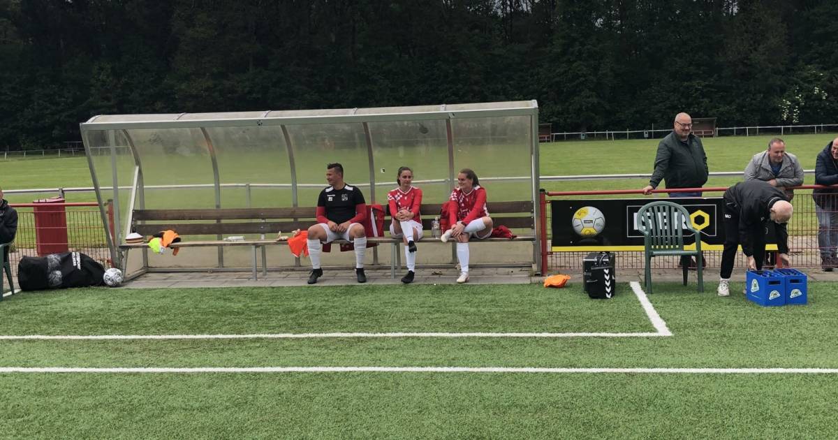 Bijzondere invalbeurt: voetbalsters debuteren in mannenteam van eersteklasser Alverna