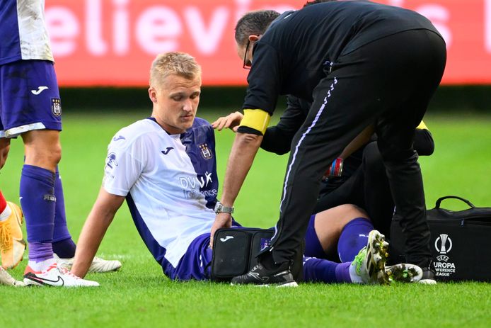 Kasper Dolberg had to be replaced immediately after his goal - he was injured in the match against Michel.