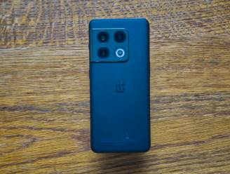 REVIEW. OnePlus 10 Pro valt vooral op door prijs van 899 euro en gigantisch camera-eiland