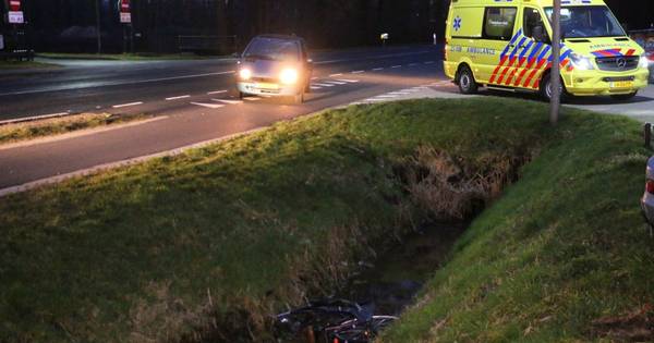 Fietsster gewond bij botsing in Deurningen