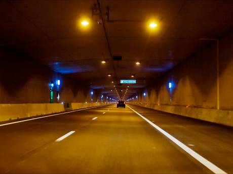 Drie weekenden file voor Leidsche Rijntunnel door plaatsen nieuwe verlichting