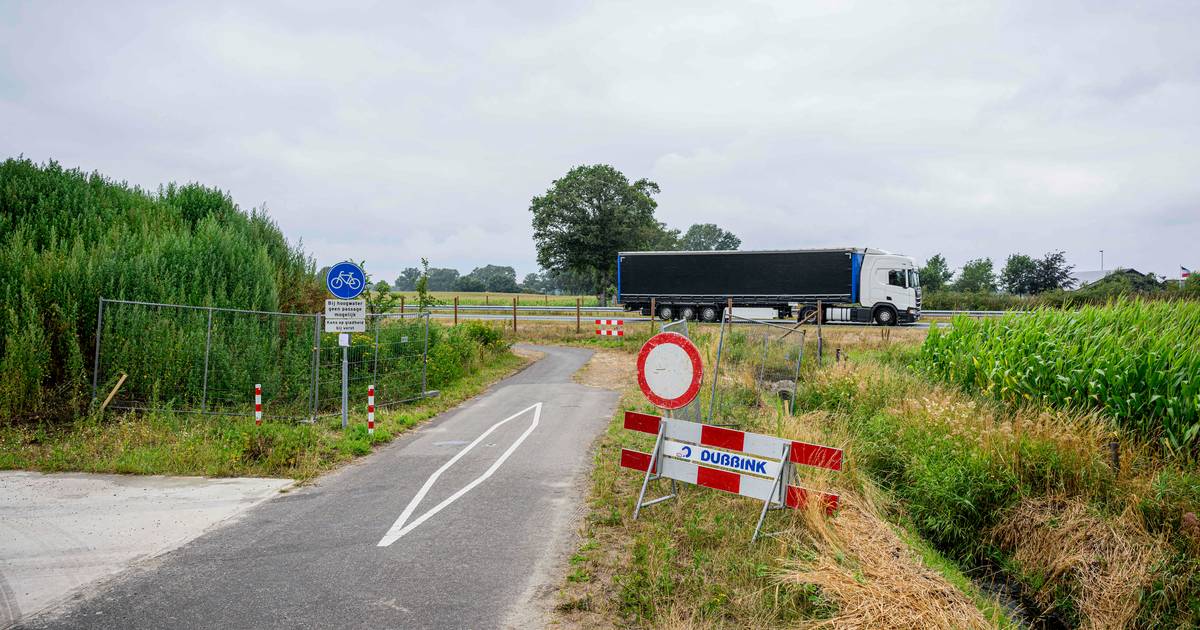 Fietspad dat oude buren verbindt, krijgt historisch correcte naam | Haaksbergen